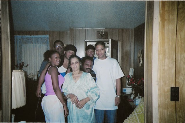 Boys,Robiin And Mama